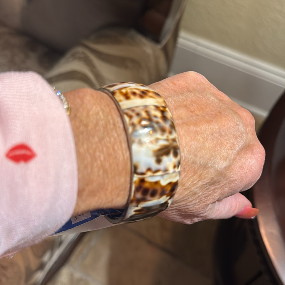 Shell bracelet - Picture 3 of 4